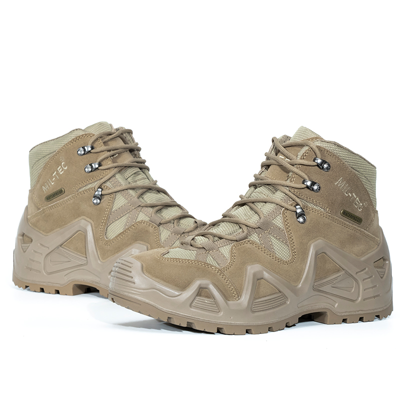 hiking boots shoes